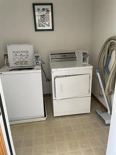 175 Liberty Ln — Photo 14