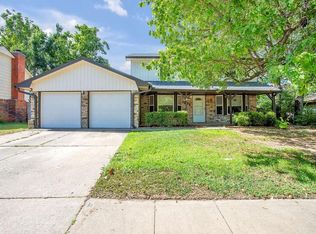 1808 Oakhill Dr, Norman, OK 73071