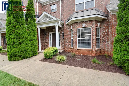 337 Rowlette Cir Photo 1