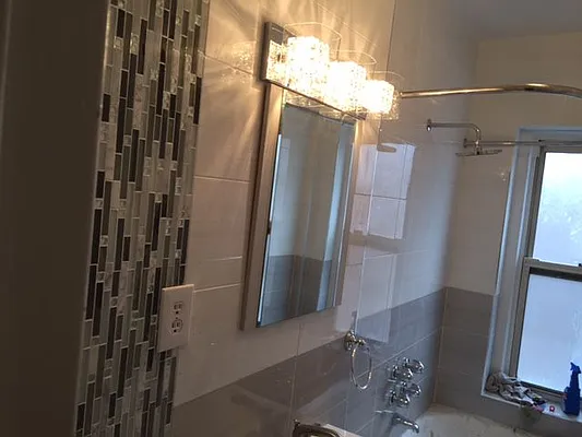 Rented by Zuz Realty | media 21