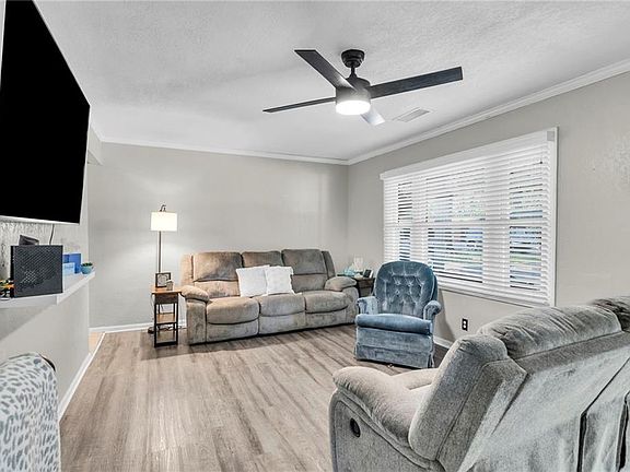 4th image of 3408 N 53rd Ter