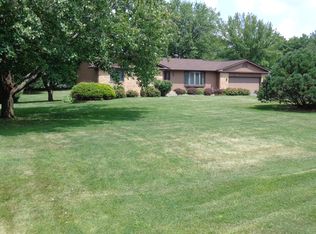 4142 Carpenter Rd NE, Cedar Rapids, IA 52411