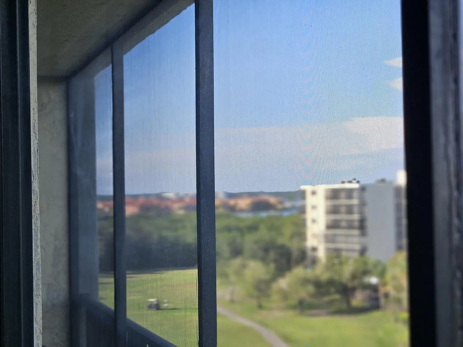 800 Cove Cay Dr — Photo 2