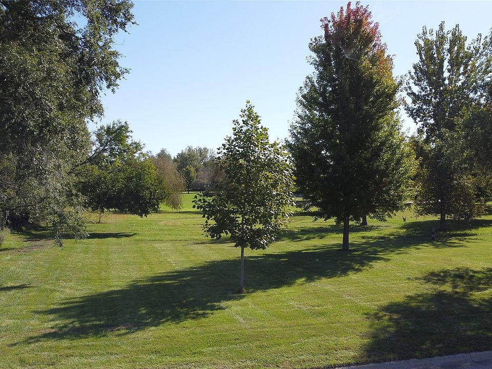 1st image of 16th St