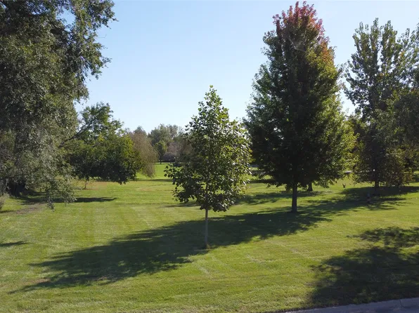 16th St, Perry, IA 50220
