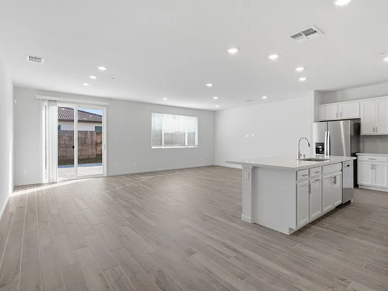 1808 Tiki Ave — Photo 7