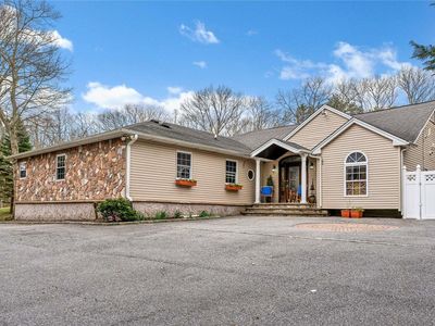 8 Wyandanch Boulevard, Smithtown, NY, 11787