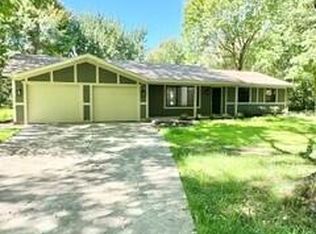 7761 Hanna Lake Ave SE, Caledonia, MI 49316