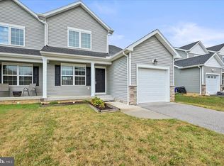 323 Maple Dr, Hanover, PA 17331