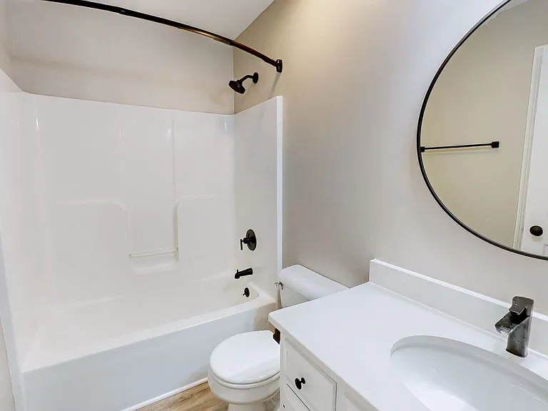 101 Manor Ave — Photo 15