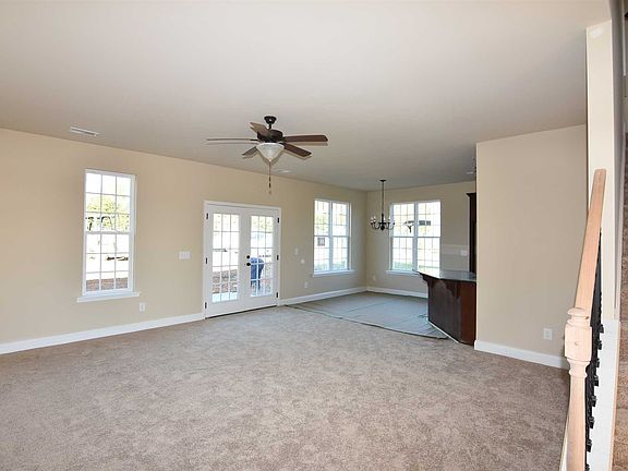 2nd image of 224 Harebell Ln