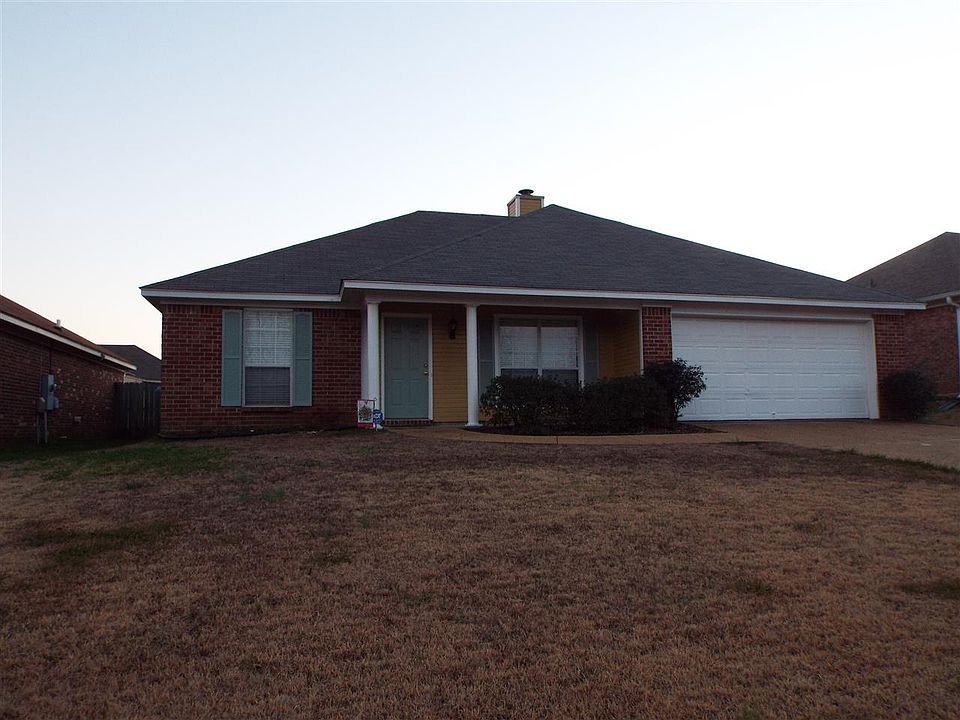 2nd image of 111 Briars Bnd