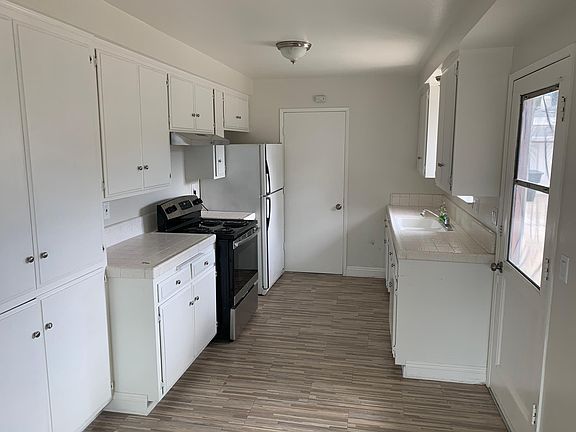 5th image of 2388 Norse Ave #A