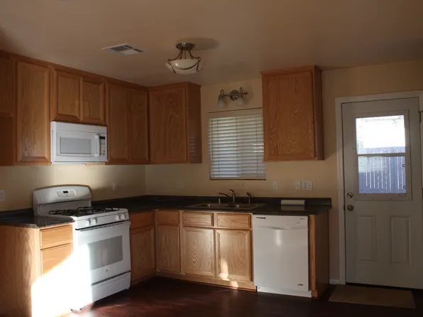 Flint Duplex, 1421 S Reata Ave Unit B, Parker, AZ 85344