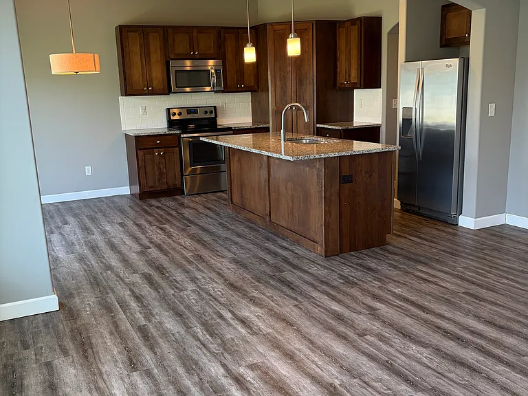 406 W Mike St #401 — Photo 2