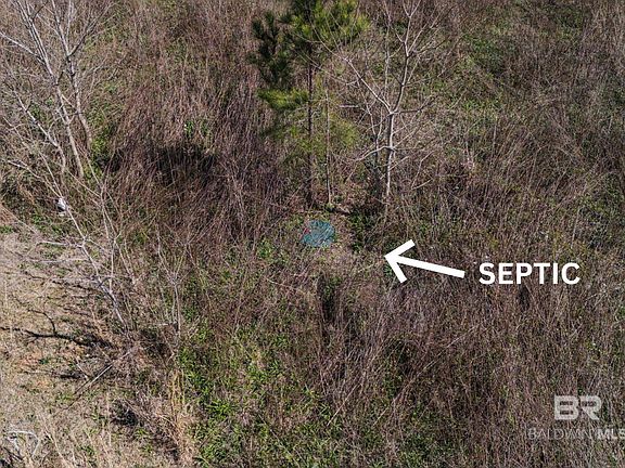 4th image of 34380 Kennedy Ln
