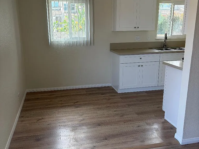 7702 Amberleaf Cir #4 — Photo 3