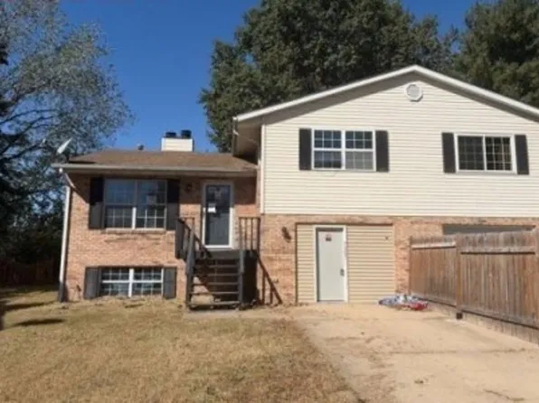 15 Impala Ct, Belleville, IL 62221