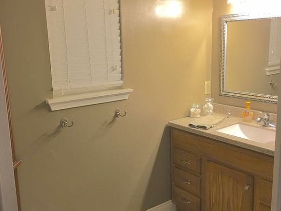 5th image of 213 Cypress Village Dr