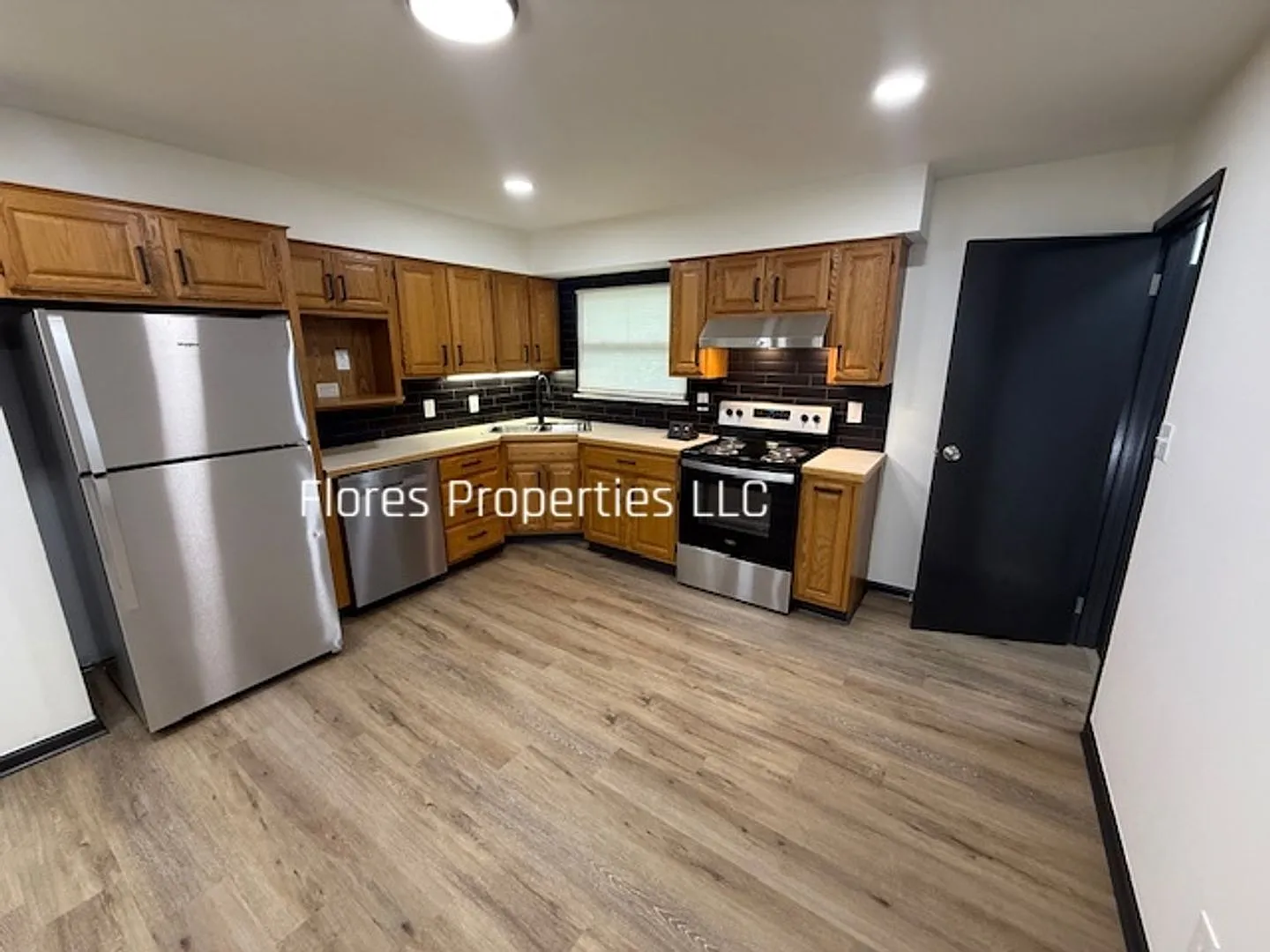 Cozy & Convenient: Charming 4BR/2.5BA Home in Columbus — Photo 3