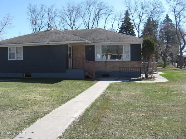 411 N Sheyenne St, McVille, ND 58254