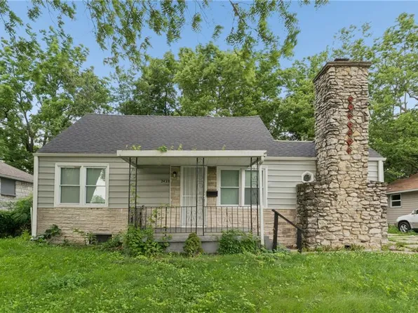 2428 Oakley Ave, Kansas City, MO 64127