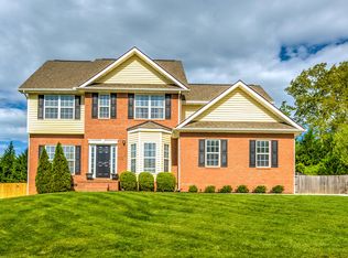 117 Yorkwood Ln, Powell, TN 37849