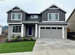 13170 SE Gateway Dr, Happy Valley, OR 97086