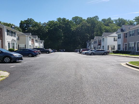 4th image of 46450 Munley Ln