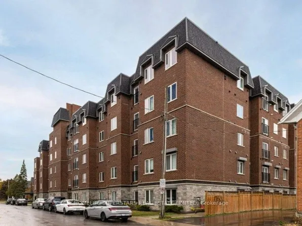 501 Frontenac St #312, Kingston, ON K7K 4L9