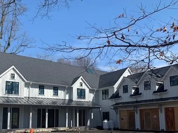 815 Morris Ave, Bryn Mawr, PA 19010