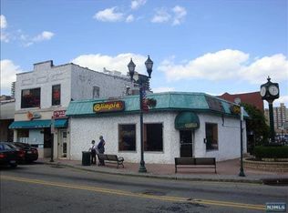 235 Main St, Fort Lee, NJ 07024