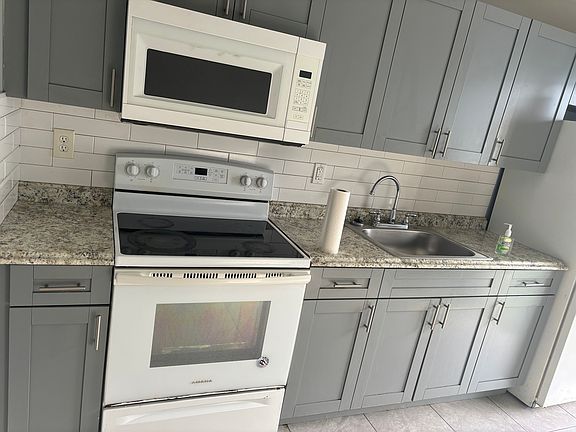 2nd image of 3111 Avenue T #C