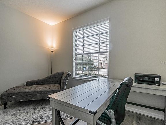 4th image of 3111 Winglewood Cir