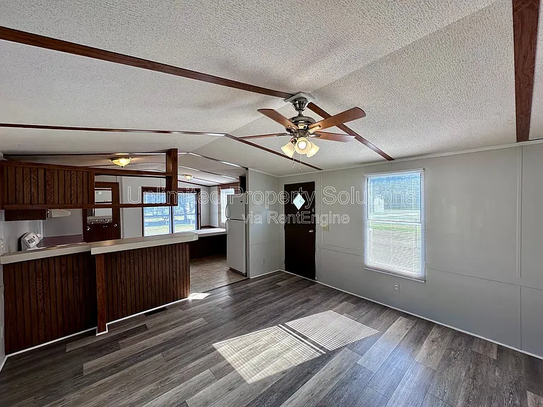 9499 Wendi Dr NE #H — Photo 6