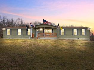 4029 E Shore Dr, Hillsboro, MO 63050