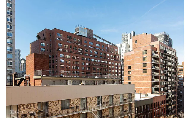 Sold by Douglas Elliman | media 10
