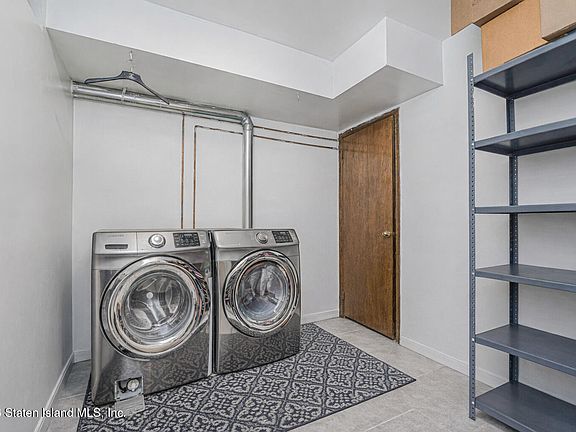 4th image of 18 Saint Johns Ave