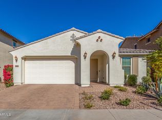 9826 E Radioactive Dr, Mesa, AZ 85212