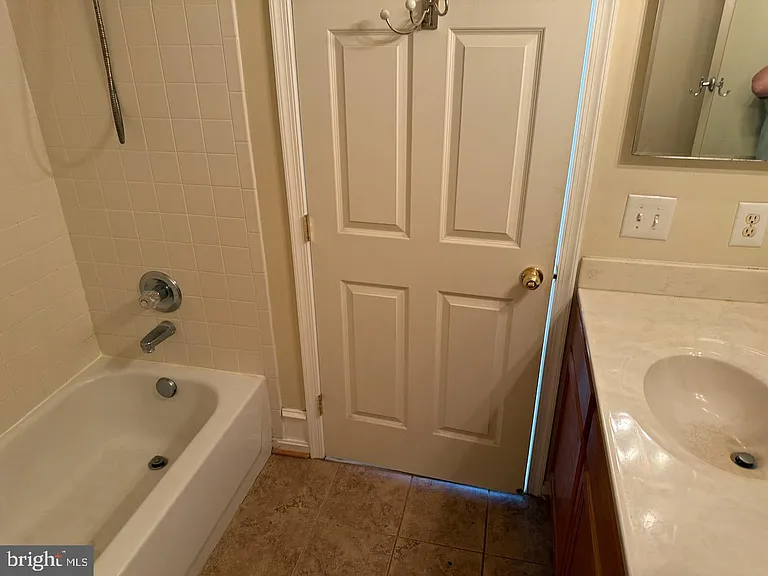 1959 Camelia Ct — Photo 22