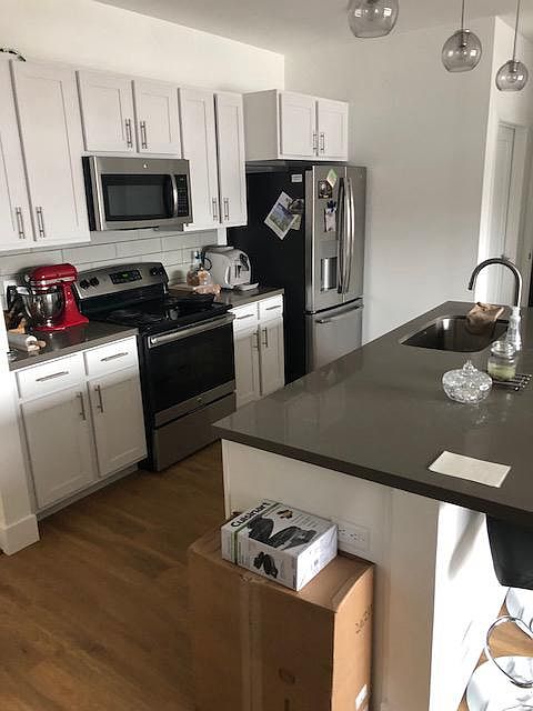 1st image of 1415 Cuming St