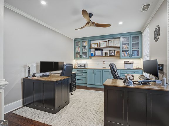 5th image of 355 Treadstone Ln