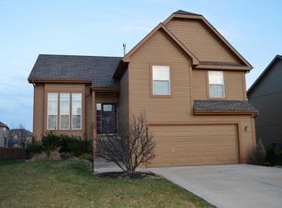 16485 S Ripley St, Olathe, KS 66062