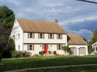 569 Goff Rd, Wethersfield, CT 06109