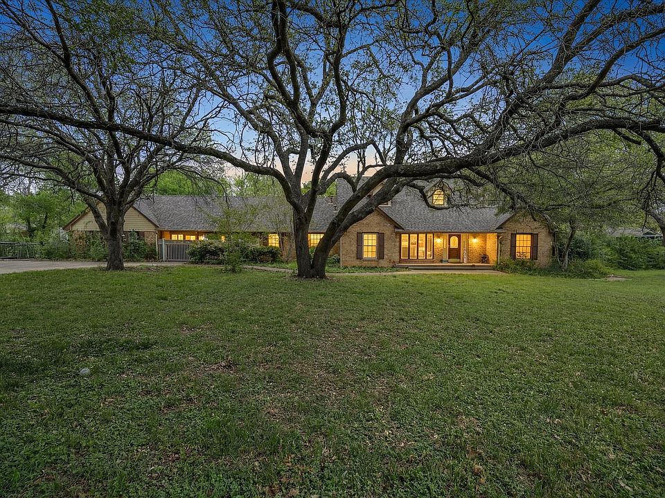 1st image of 1406 Braewood Pl