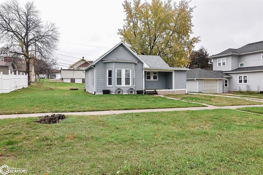 405 4th St, Gladbrook, IA 50635 Zillow