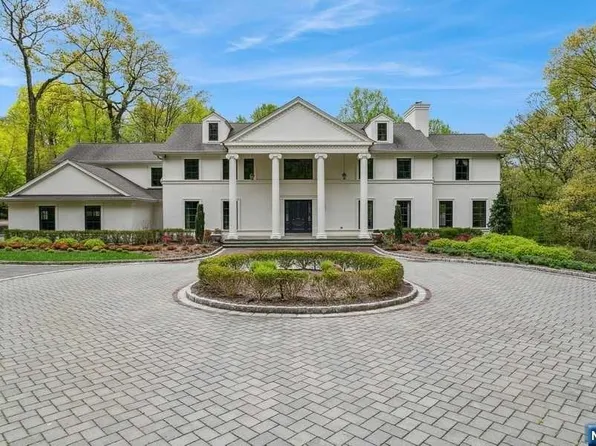 5 Marie Major Dr, Alpine, NJ 07620