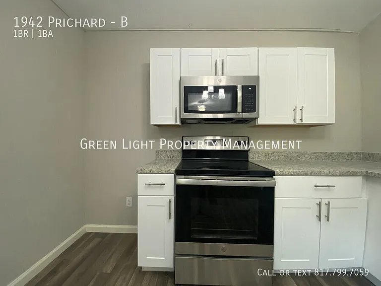 1942 Prichard Ln #B — Photo 7