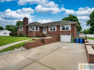 322 Highland Ave, Somerset, NJ 08873
