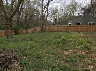 141 Grandview Rd, Johnson City, TN 37601